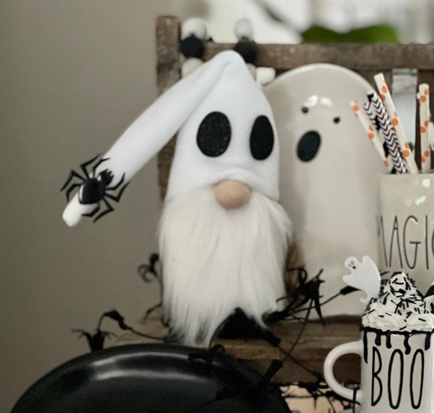 Ghosty Gnomie | Tray Decor | Sep 24th 2024 at 4-6pm | hands-on class